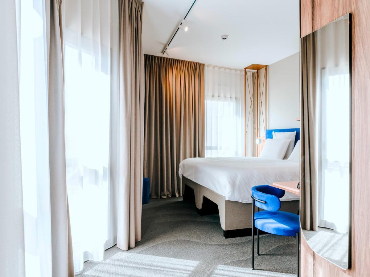Mercure Brest Centre Port Exterior photo